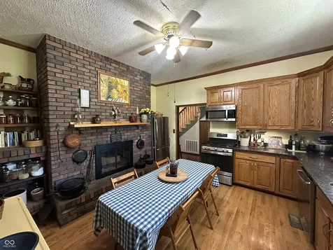 938 W 425 S Rockville IN 47872