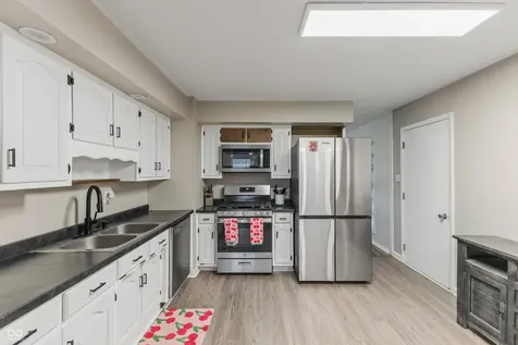 4161 Moline Drive Indianapolis IN 46221