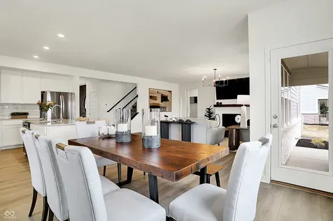 2412 Red Squirrel Way Zionsville IN 46077
