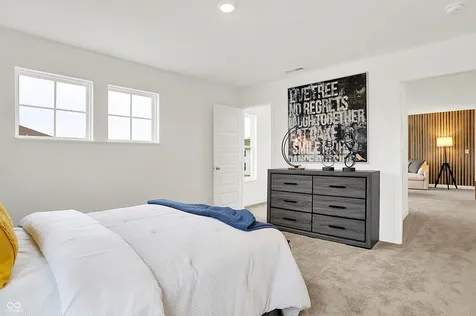 2412 Red Squirrel Way Zionsville IN 46077