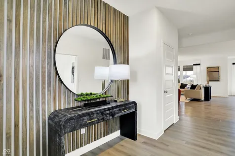 2412 Red Squirrel Way Zionsville IN 46077