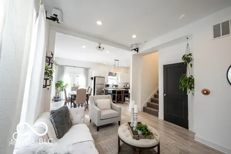 267 Iowa Street Indianapolis IN 46225