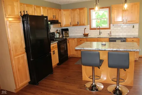 7684 W County Road 650 S Reelsville IN 46171