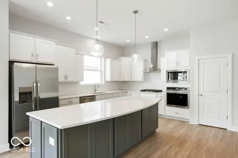 11851 Gray Ghost Way Fishers IN 46040