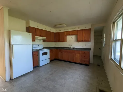 2627 N Routiers Avenue Indianapolis IN 46219