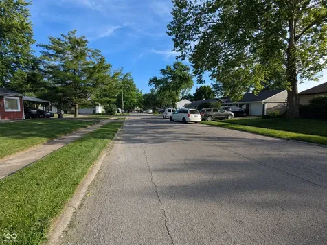 2627 N Routiers Avenue Indianapolis IN 46219