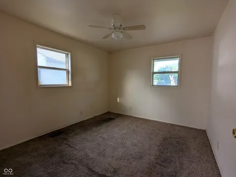 2627 N Routiers Avenue Indianapolis IN 46219