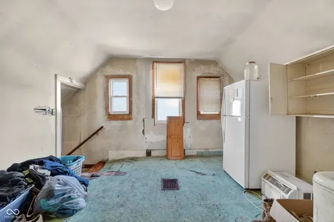 646 N Beville Avenue Indianapolis IN 46201