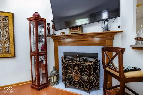 5739 Laurel Oak Place Indianapolis IN 46254