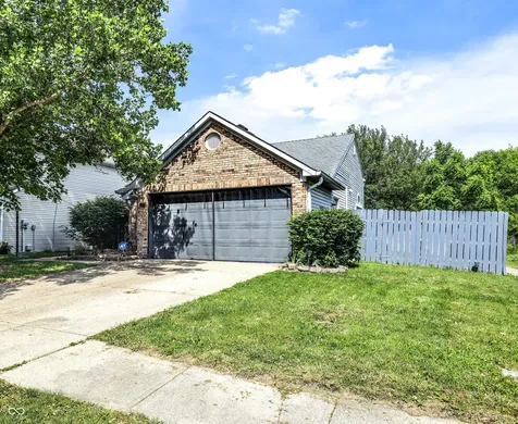 5739 Laurel Oak Place Indianapolis IN 46254