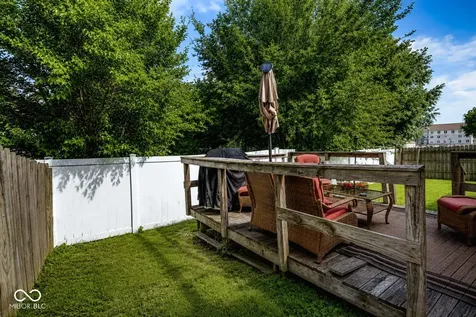 5739 Laurel Oak Place Indianapolis IN 46254