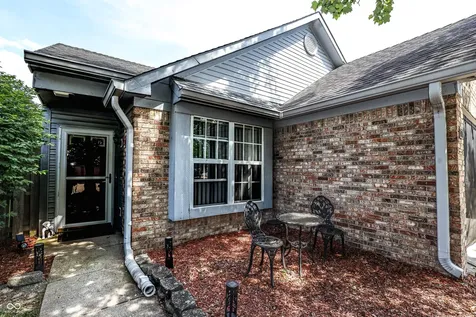 5739 Laurel Oak Place Indianapolis IN 46254