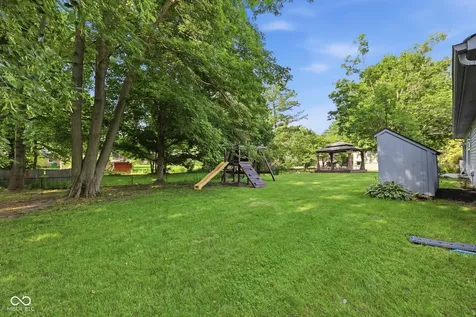 8449 Inland Drive Avon IN 46123