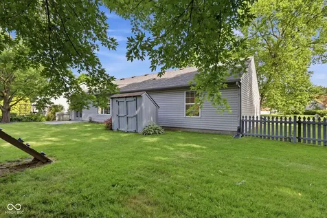 8449 Inland Drive Avon IN 46123