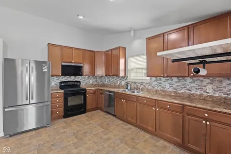 3463 Enclave Lane Greenwood IN 46143