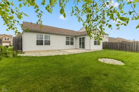 3463 Enclave Lane Greenwood IN 46143