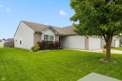 3463 Enclave Lane Greenwood IN 46143