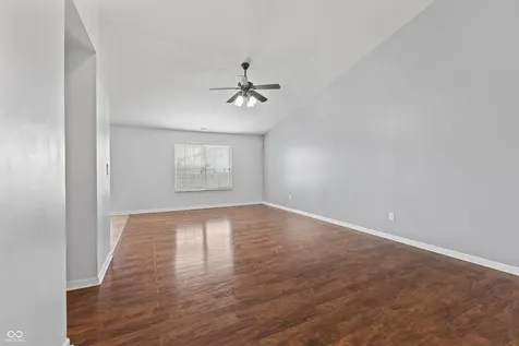3463 Enclave Lane Greenwood IN 46143