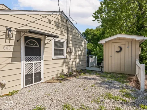 8691 S Slevins Drive Nineveh IN 46164