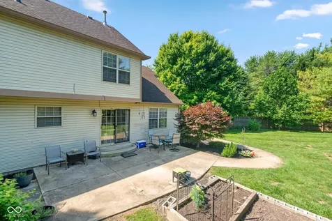1499 Macintosh Court Avon IN 46123