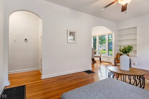 4949 Kingsley Drive Indianapolis IN 46205