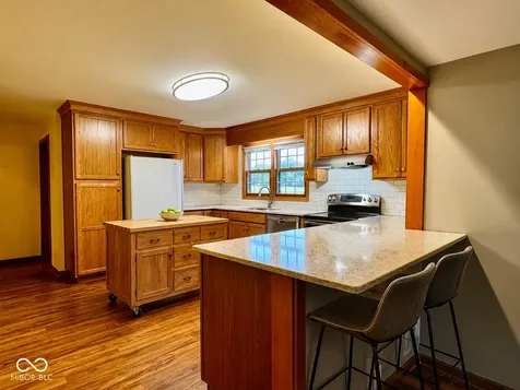 6742 E County Road 900 N Seymour IN 47274