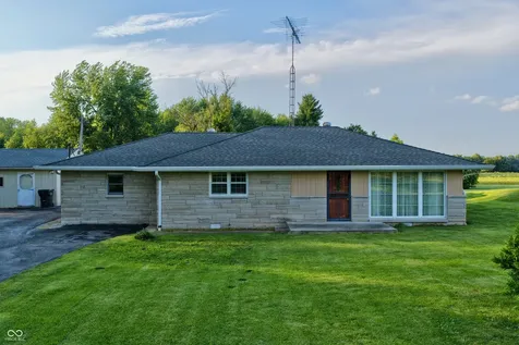 6742 E County Road 900 N Seymour IN 47274