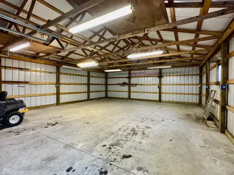 6742 E County Road 900 N Seymour IN 47274
