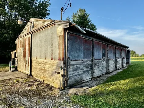 6742 E County Road 900 N Seymour IN 47274