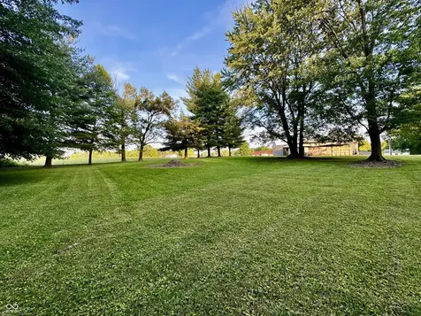 6742 E County Road 900 N Seymour IN 47274