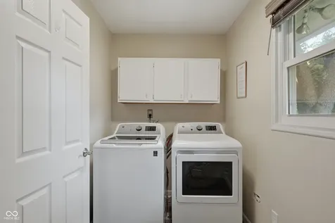 221 Aspen Way Noblesville IN 46062