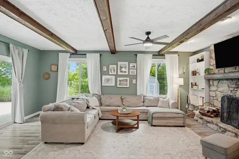 221 Aspen Way Noblesville IN 46062