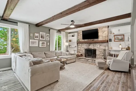 221 Aspen Way Noblesville IN 46062