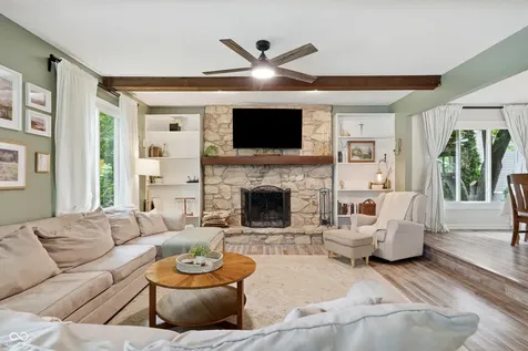 221 Aspen Way Noblesville IN 46062
