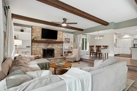 221 Aspen Way Noblesville IN 46062
