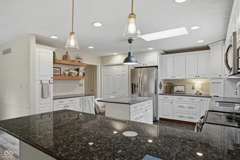 221 Aspen Way Noblesville IN 46062