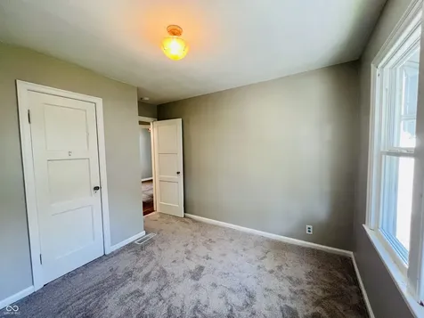 163 N 13th Avenue Beech Grove IN 46107