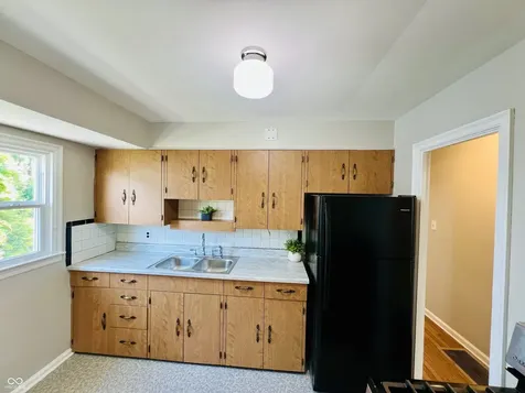163 N 13th Avenue Beech Grove IN 46107