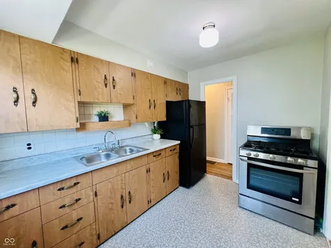 163 N 13th Avenue Beech Grove IN 46107
