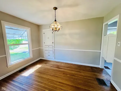 163 N 13th Avenue Beech Grove IN 46107
