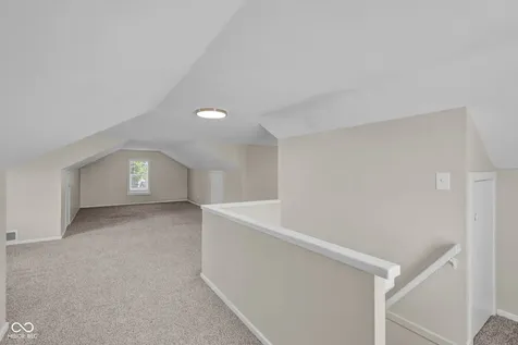 3127 13th Street Columbus IN 47201