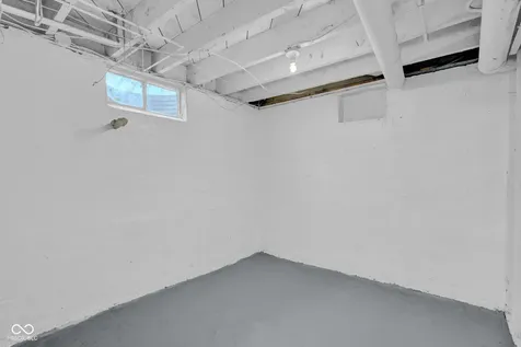 3127 13th Street Columbus IN 47201
