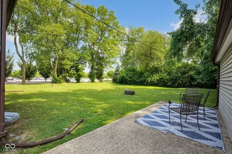 3127 13th Street Columbus IN 47201