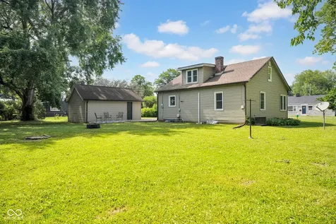 3127 13th Street Columbus IN 47201