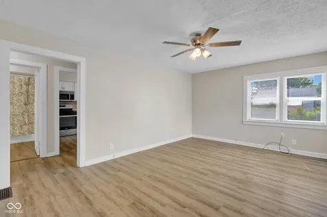 3127 13th Street Columbus IN 47201