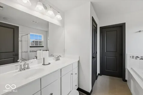 15143 Bentfield Court Fishers IN 46037