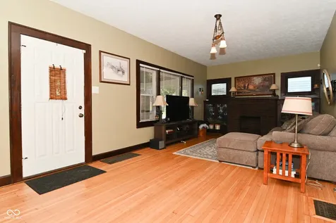 611 Wallace Avenue Indianapolis IN 46201