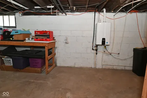 611 Wallace Avenue Indianapolis IN 46201