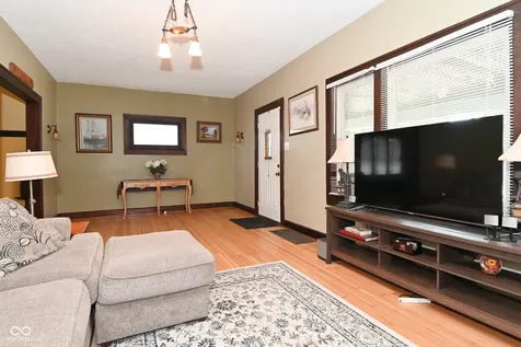 611 Wallace Avenue Indianapolis IN 46201
