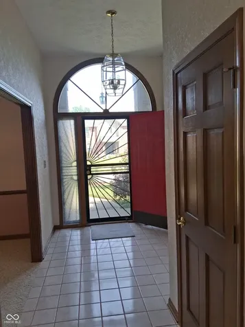 1136 N Manchester Drive Greenfield IN 46140